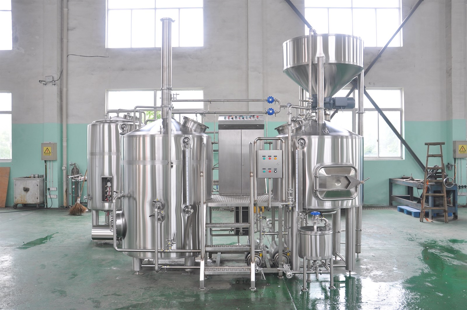 5bbl turnkey beer brewing system with FVS&BBTS